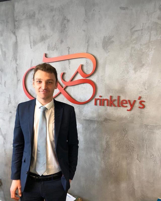 Brinkleys Estate Agents Merton Greater London Hallo