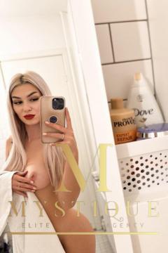 Petite Blonde Ava Outcalls Only -A Level -Party 