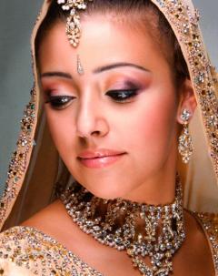 Leading Bridal Makeup Artist From London - Tina 