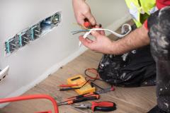 Full Electrical Rewiring East London Safe & Cert