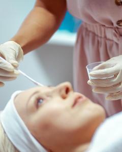 Chemical Peel For Acne Scars In Manchester, Uk  
