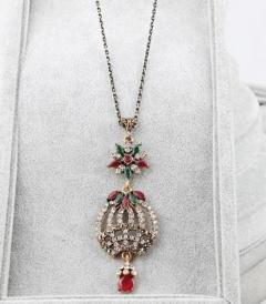 Vintage Style Diamond Necklace