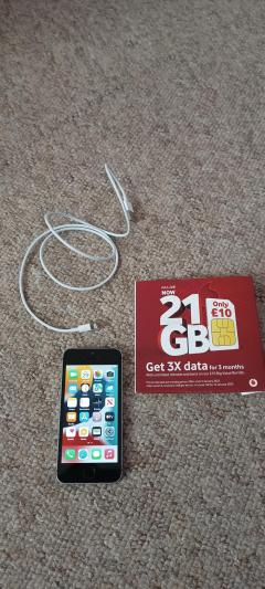 Sim Free Apple Iphone Se 32Gb Mobile Phone With 