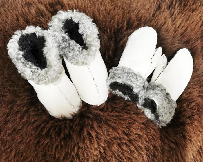 Wool gloves and sheepskin slippers, unisex, WHOLESALE ONLY 6 Image