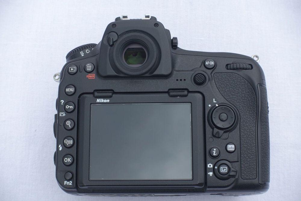 Nikon D850 in its original packaging 3 Image