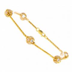 Choosing The Right Charms For Your Gold Bracelet