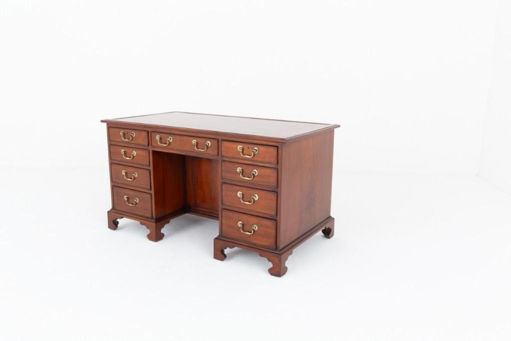 Period Georgian Desk Mahogany Writing Table 3 Period Georgian Desk Mahogany Writing Table 3 Image