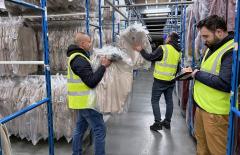 Garment Packing Logistics