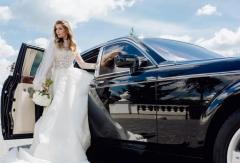 Wedding Chauffeur Services Make Your Special Day