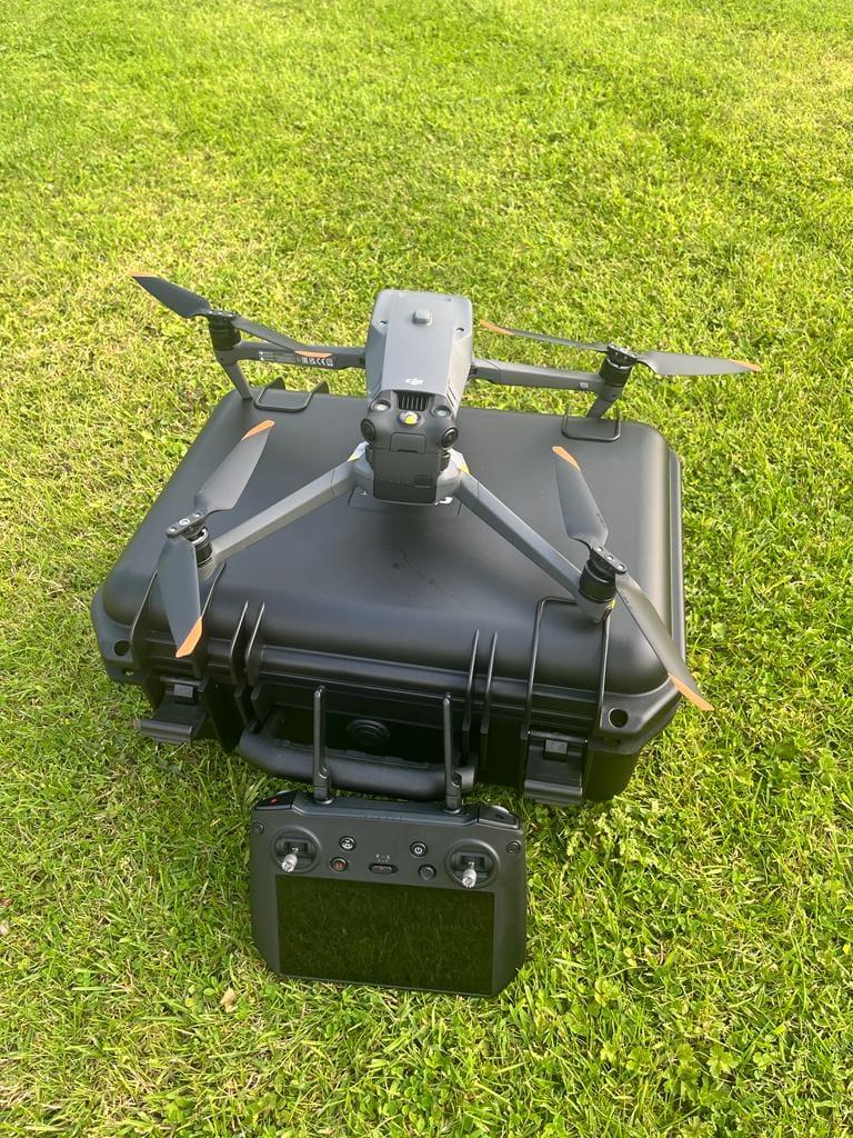 DJI Mavic 3 Thermal Enterprise Drone 4 Image