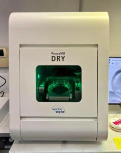 Ivoclar Programill Dry Compact 5-Axis Dry Millin