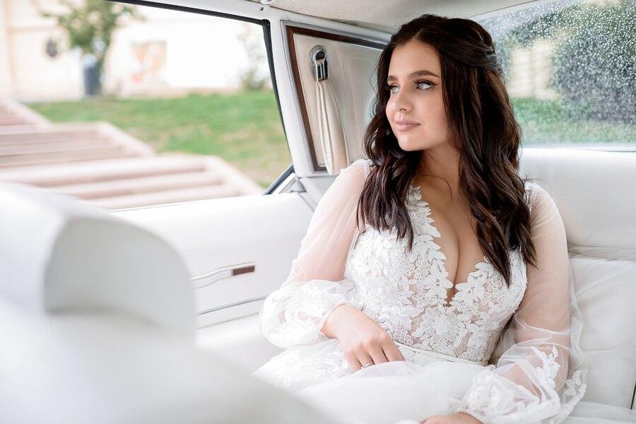 Wedding Chauffeur Service in London with Elegant Style 3 Image