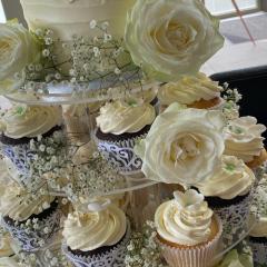 Unveil Your Dream Wedding Cake In Staffordshire 