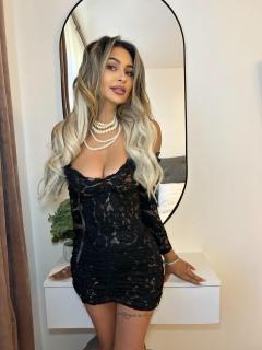 Valeria Busty Blonde