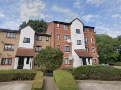 One-Bed Flat, Magpie Close, Enfield