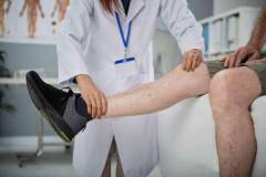 Consult The Leading Knee Surgeon In Manchester