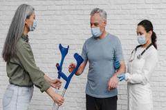 Knee Surgeon For Kneecap Instability  Knee Clini