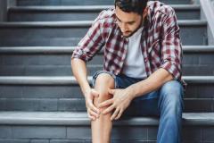 Knee Surgeon  Expert Support For Anterior Knee P