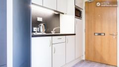 Silver Studio - New student residence in cheerful North Acton