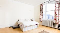 Rooms available - Bright 5-bedroom house in busy West Brompton