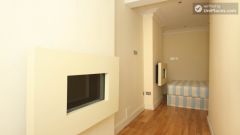 Double Bedroom (Room 3) - Calm 6-Bedroom House in Residential Fulham