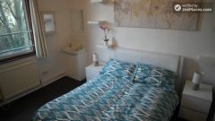Single Bedroom (Room A) - Huge 6-bedroom house by Millennium Park in Mile End