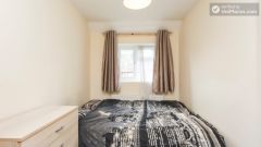 Double Bedroom (Room 5) - 5-Bedroom house with garden near White City
