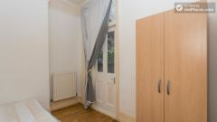 Double Bedroom (Room 3) - Refurbished 3-bedroom apartment in commercial White City