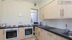 Bunk Bedroom (Room 1) - Remarkable 3-bedroom apartment in a student residence in Earl's Court