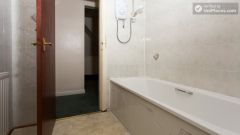 Single Bedroom (Room 4) - Inviting 5-bedroom house in Headingley, leeds
