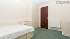 Double Bedroom (Room 1) - 5-Bedroom student house in Headingley, Leeds