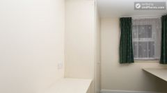 Double Bedroom (Room 3) - 5-Bedroom student house in Headingley, Leeds
