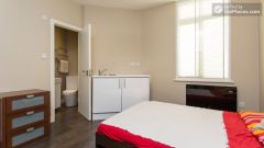 Rooms available - Cosy 2-bedroom apartment in West Hampstead