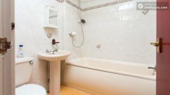 Single Bedroom (Room 2) - Pretty 3-bedroom house in Headingley, Leeds