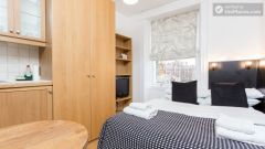 Convenient studio-apartment in central S  Pancras