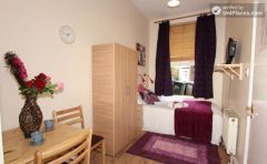 Simple studio-apartment in up-and-coming Willesden