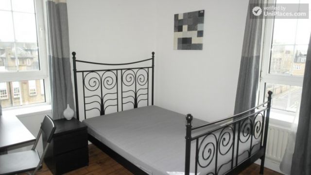 Rooms available - Pleasant 4-bedroom apartment in residential Poplar 5 Image