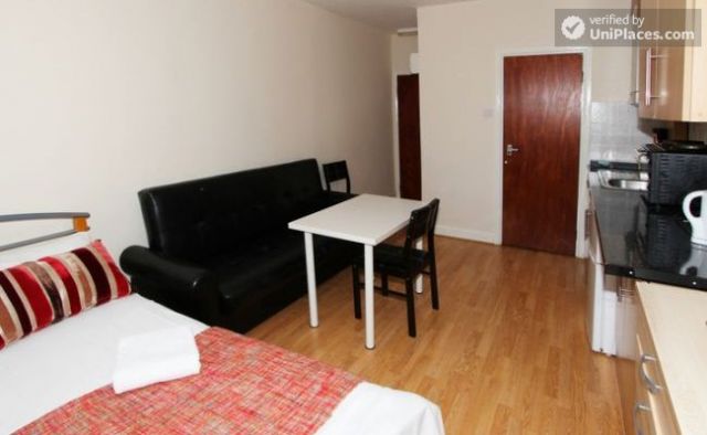 Charismatic studio-apartment in Willesden 2 Charismatic studio-apartment in Willesden 2 Image