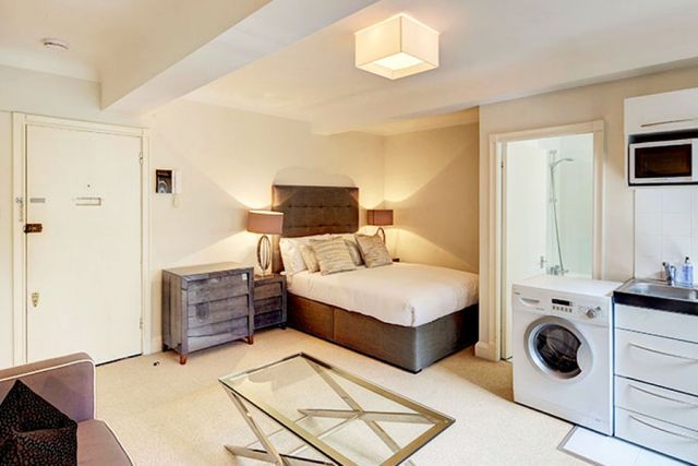 Recently redecorated quiet, bright and spacious studio 3 Image