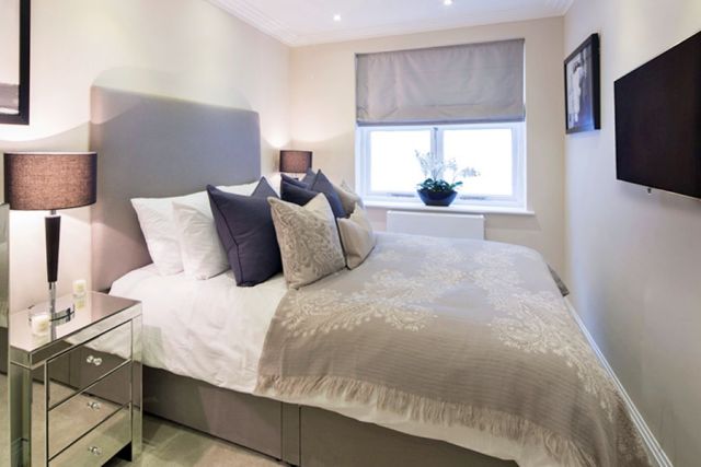 A stunning two bedroom, two bathroom garden apartment 6 Image