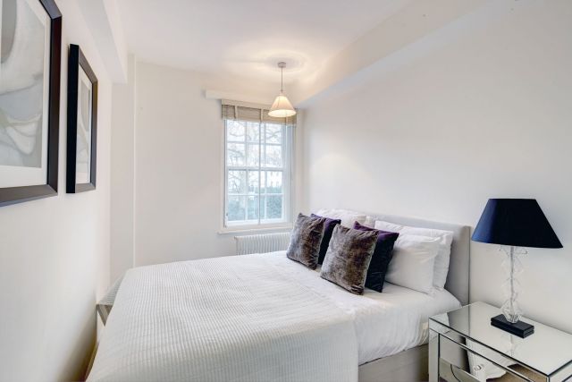 2 bedroom, 2 bathroom flat for SHORT or LONG let 5 Image