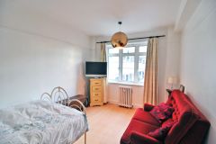 A spacious double studio flat for SHORT or LONG LET