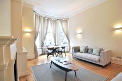 A stunning 2 bedroom, 2 bathroom flat