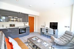 A fabulously located 2 double bedroom flat