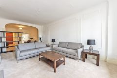 5 bedroom apartment with views over Regents Park