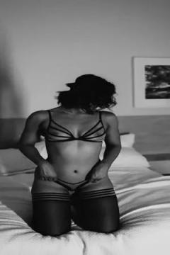 Mimi Escortss In Sw5