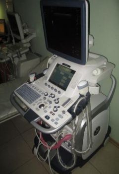 Ultrasound System Ge Logiq E9, 2012 Year