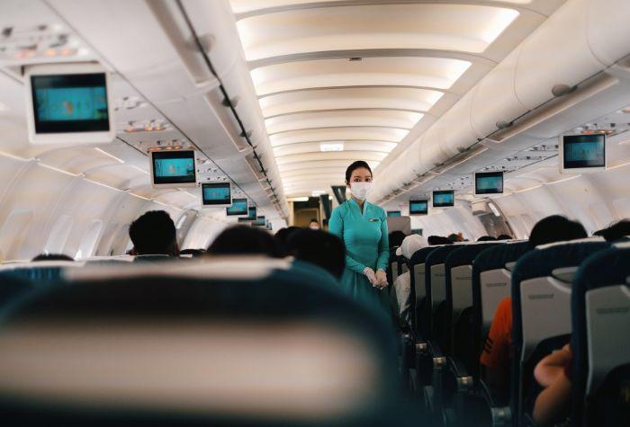 20 Essential Tips for a Comfortable Long-Haul Flight Journey 2 Image