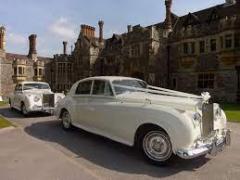 Book Your Wedding Cars In West Sussex By Visitin